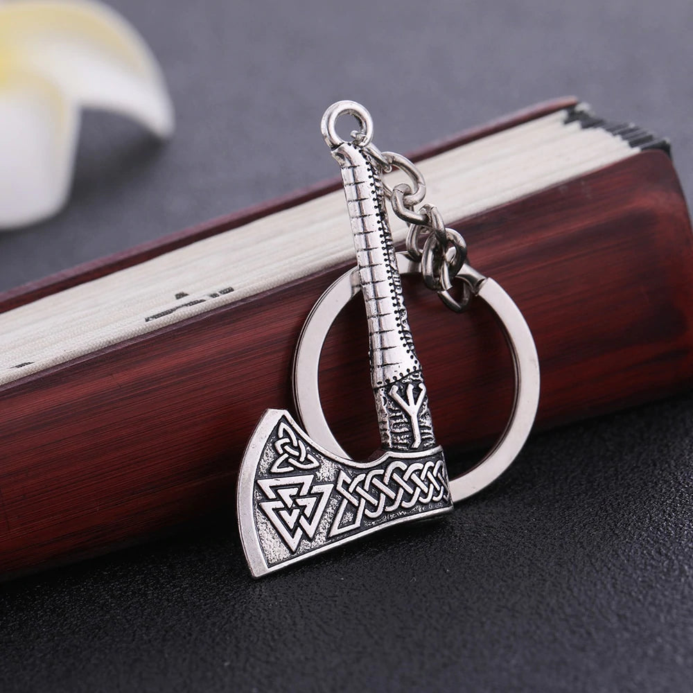 VIKING KEYCHAIN - AXE