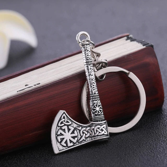 VIKING KEYCHAIN - AXE